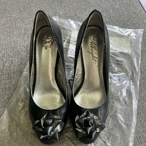 Anthropologie Miss Albright Black Leather Bow Heels - Picture 2 of 5
